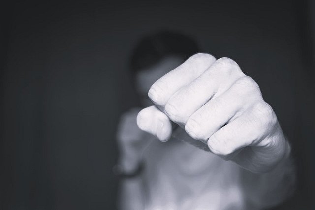 Полиция засекретила имена екатеринбуржцев из ЧВК, устроивших жесткую драку в кафе Крыма