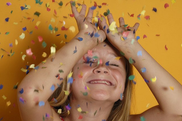 Не скучай! От Uralweb.ru призы за активность получай!