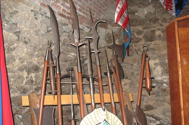 В 2016 году в Екатеринбург в частных посылках прислали в 6 раз больше оружия