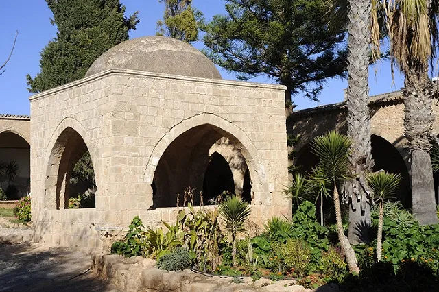 Пропавшего на Кипре российского туриста нашли в другом номере