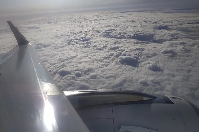 Новый гражданский самолет «Сухого» будет управляться одним пилотом без рычагов