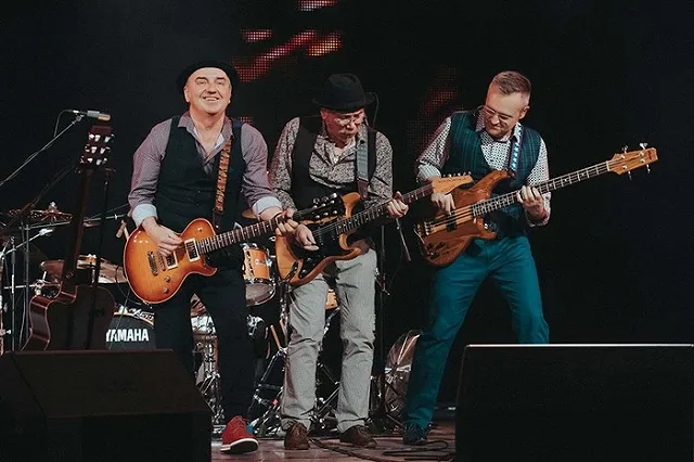 Группа «Чайф» выступит в пустом Теле-Клубе