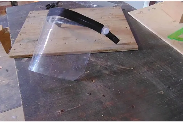 Свердловский бизнес-омбудсмен предложила альтернативу перегородкам в такси