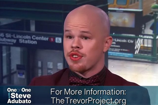 «Гендерфлюида» из министерства ядерной энергетики США обвинили в краже еще одного багажа