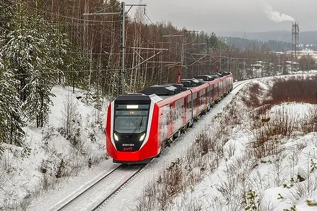 «Свердловские железные дороги» начали отменять маршруты скоростных электричек