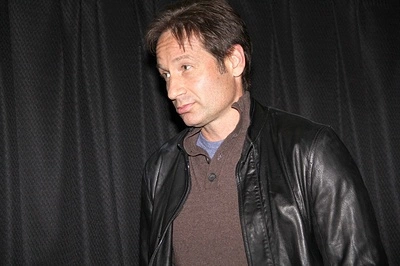 Дэвид Духовны сыграл роль русского космонавта в рекламе пива