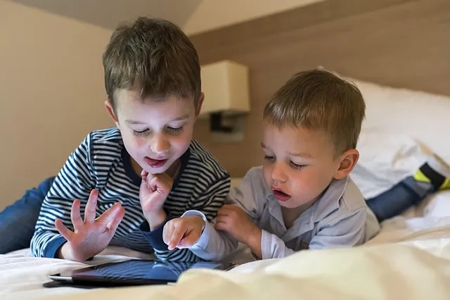 Десятилетний мальчик покончил с собой после запрета пользоваться соцсетями