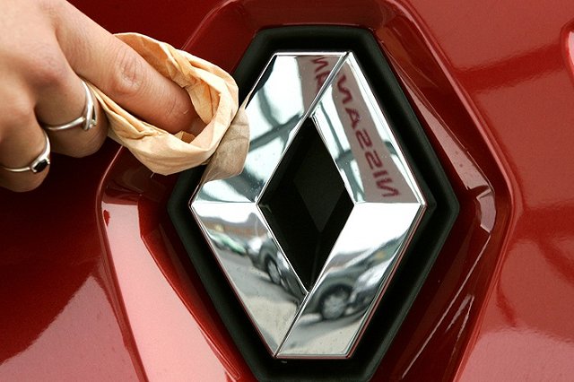 Renault объявил об отзыве в России более 10 тысяч кроссоверов