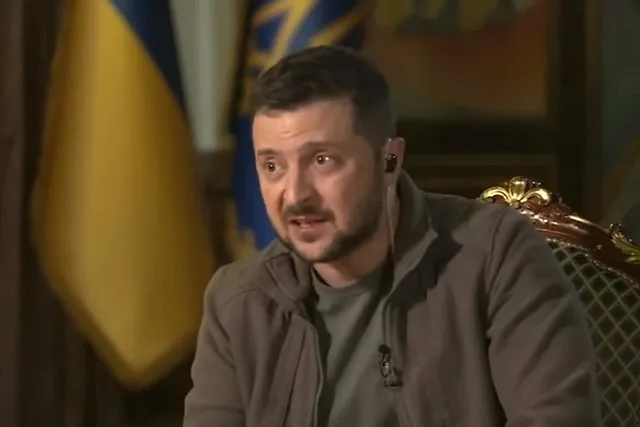 Зеленский: при угрозе для офиса президента мир должен пообещать удар по центру принятия решений РФ