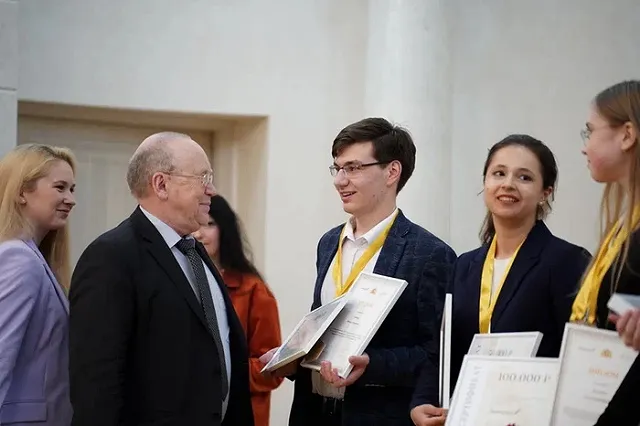 Пятеро юных свердловчан примут участие в телевикторине «Умницы и умники» на Первом канале