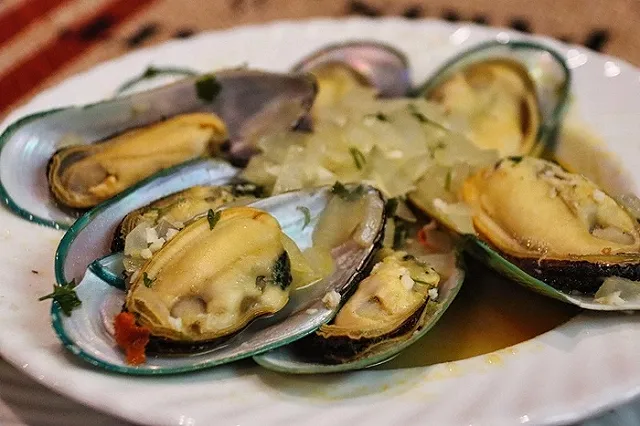 В Екатеринбурге закрылся новый ресторан после жалоб посетителей на отравления