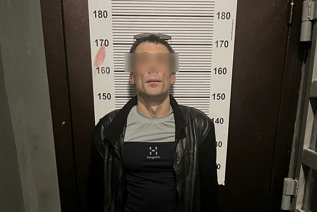 Сотрудник ЧОПа ворвался в частный дом и напал на екатеринбурженку