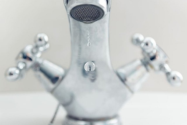 На Урале с 1 июля рекордно вырастут тарифы на услуги ЖКХ