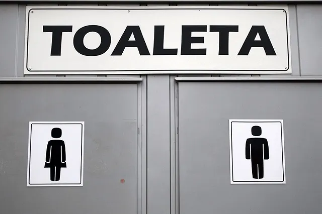 Дому с фекальным сталагмитом удалось добиться прочистки канализации