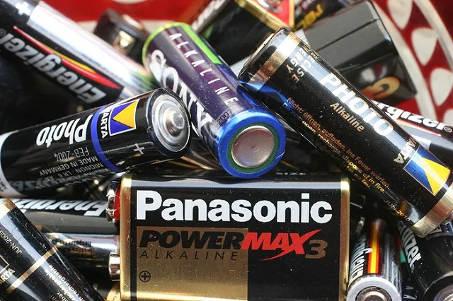 В Екатеринбурге открылся временный пункт приема опасных отходов