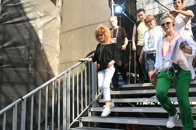 СМИ: Пугачева уехала в Европу, чтобы получить вид на жительство