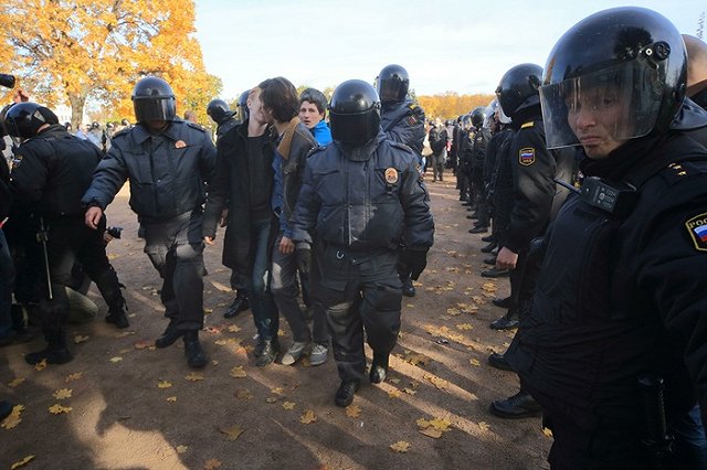 Екатеринбуржца позвали в прокуратуру после разговора с Ходорковским по скайпу
