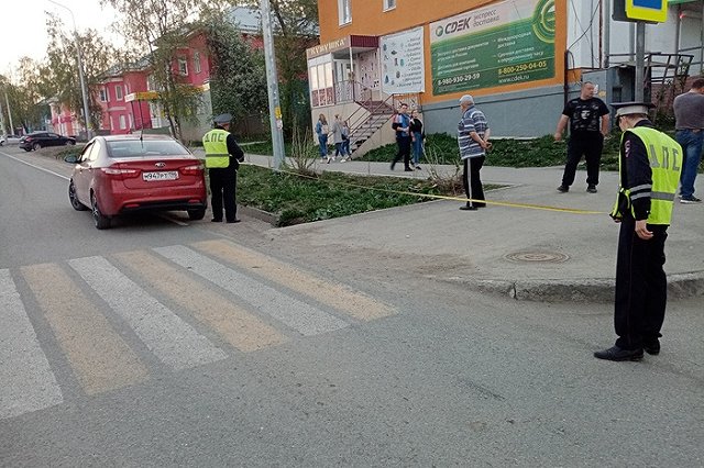 В Свердловской области машина насмерть сбила ребенка, ещё одна девочка в тяжелом состоянии
