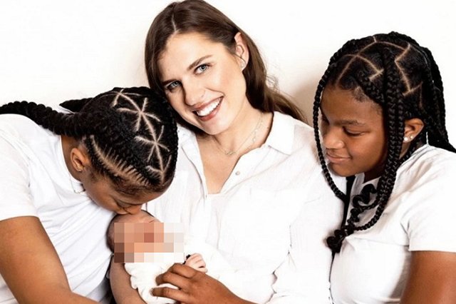 В семье двух бывших баскетболисток екатеринбургской команды УГМК родился ребёнок