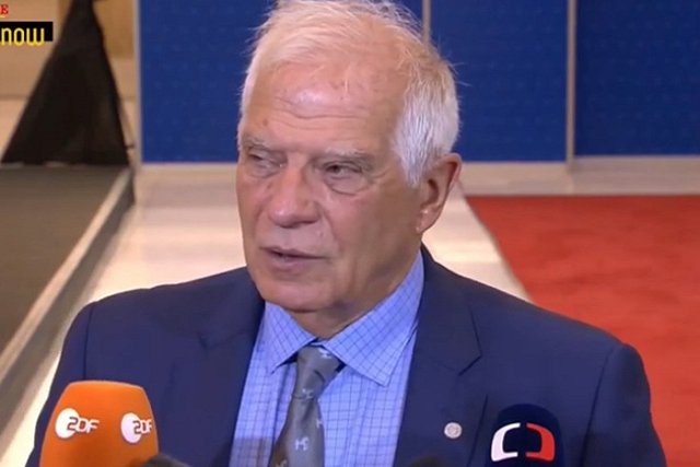 EUobserver: Франция и Германия поставили точку в запрете выдачи виз россиянам