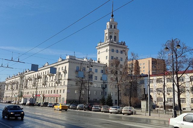 В Екатеринбурге в квартире обрушились перекрытия