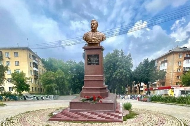 Власти Екатеринбурга отказали грузинскому обществу в установке бюста Сталина