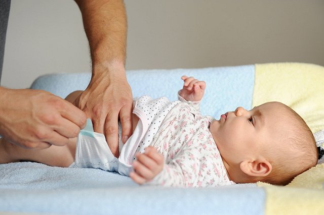 Мать, насмерть заморозившая новорожденную, получила год исправительных работ