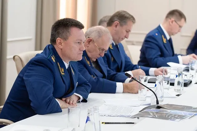 Текслер после визита в регион Краснова увольняет руководство Госжилинспекции Челябинской области