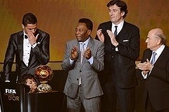 &quot;Золотой мяч&quot; вновь достался футбольному эгоисту