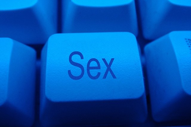 Весящая 394 килограмма китайская пара решила похудеть ради секса