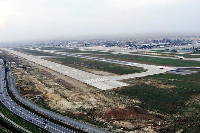 Премьер Турции заявил о возможной причастности ИГ к теракту в Стамбуле