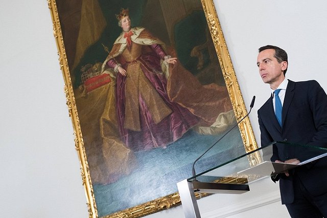 Канцлер Австрии признал переговоры о вступлении Турции в ЕС фикцией