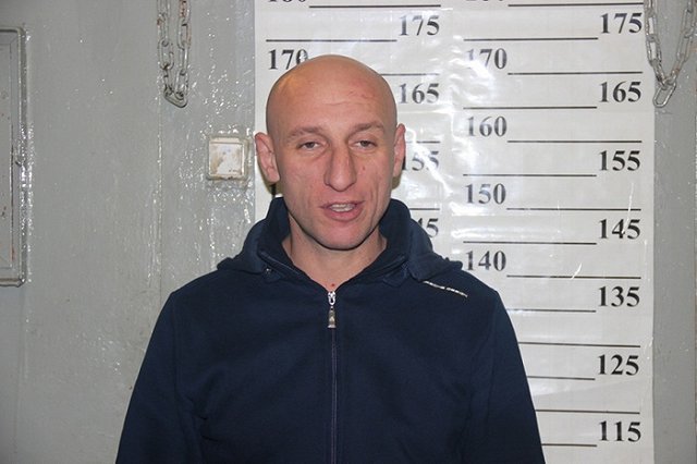 При попытке выстрелить в сотрудников полиции задержан житель Первоуральска