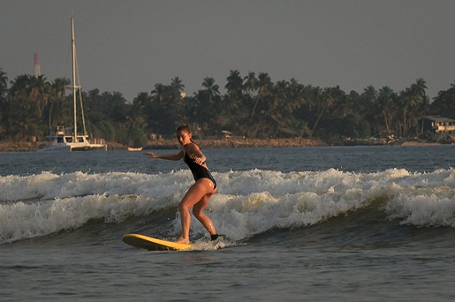 Выезжающих за рубеж российских туристов предложили обложить налогом
