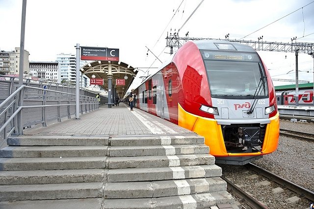 С 20 апреля изменится маршрут электричек из Екатеринбурга в Нижний Тагил и Шалю