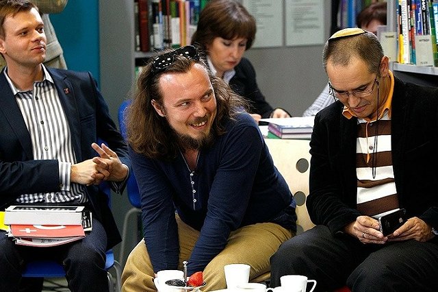 Завкафедры МГУ Иван Засурский сообщил, что уехал из России