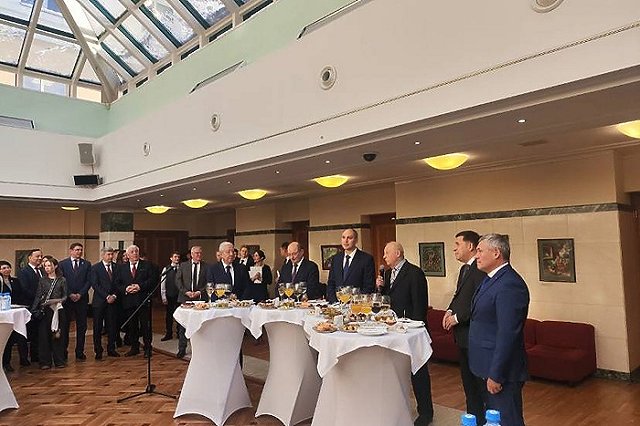 Экс-губернатор Евгений Куйвашев посетил торжественный прием в честь 92-летия Свердловской области