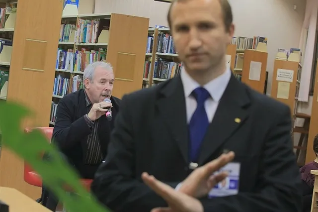 Помощник Макаревича опроверг слухи о его гибели