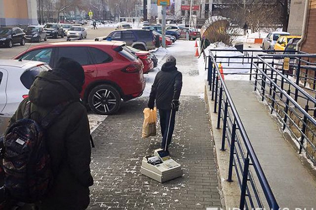 Утюг уже немодно. Екатеринбуржцы выгуливают кассы