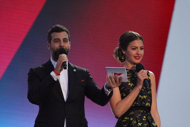 На «Первом канале» заявили, что шутки про «соловьиный помет» не было в сценарии