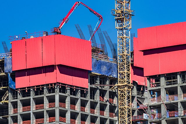 Кто сможет достроить свои «долёвки», определит госжилстройнадзор