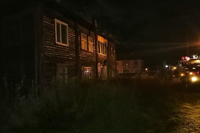 С вечера до утра в городах и поселках области полыхают многочисленные пожары