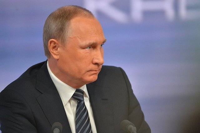 Путин осудил теракт в Анкаре и выразил соболезнования турецкому народу