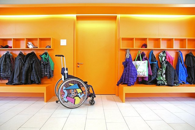 «Уральские пельмени» дали 1 млн рублей на такси для детей-инвалидов