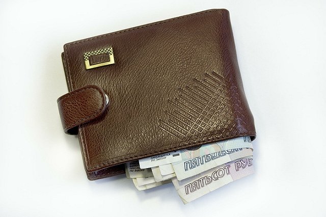 ФБК Алексея Навального раскрыл настоящую среднюю зарплату по стране