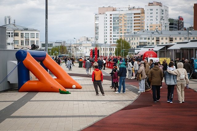 В Екатеринбурге мошенники обманывают футбольных болельщиков