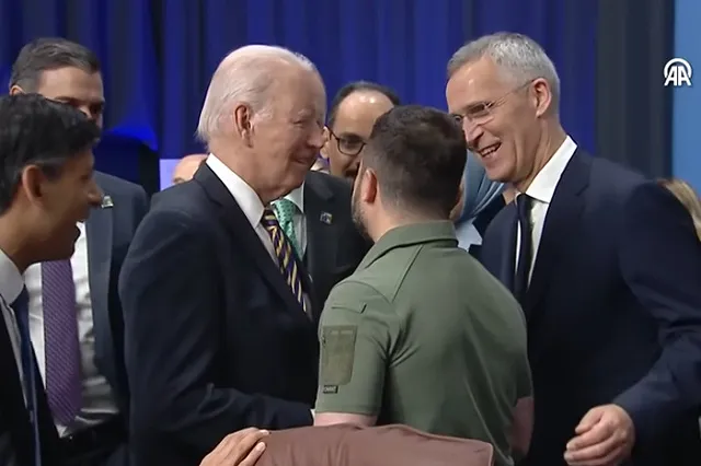 СМИ: НАТО попросило Зеленского не портить им юбилей