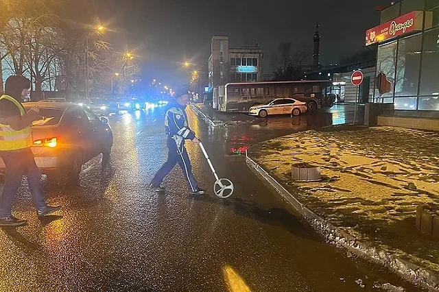 В Екатеринбурге «Ниссан» насмерть сбил женщину на Восточной