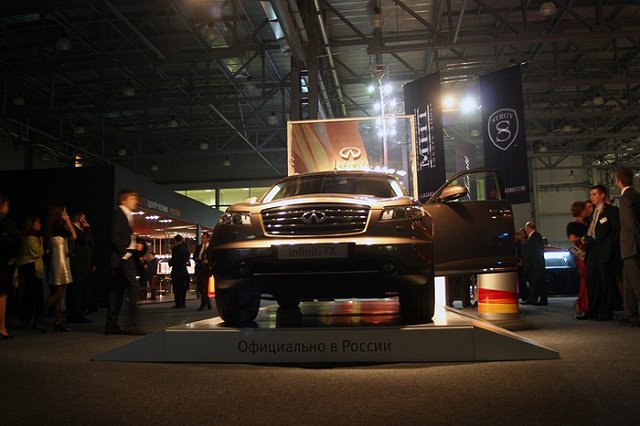 В Екатеринбурге у директора нескольких агентств недвижимости отобрали Infiniti