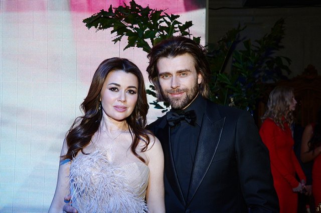 Заворотнюк перенесла серьезную операцию